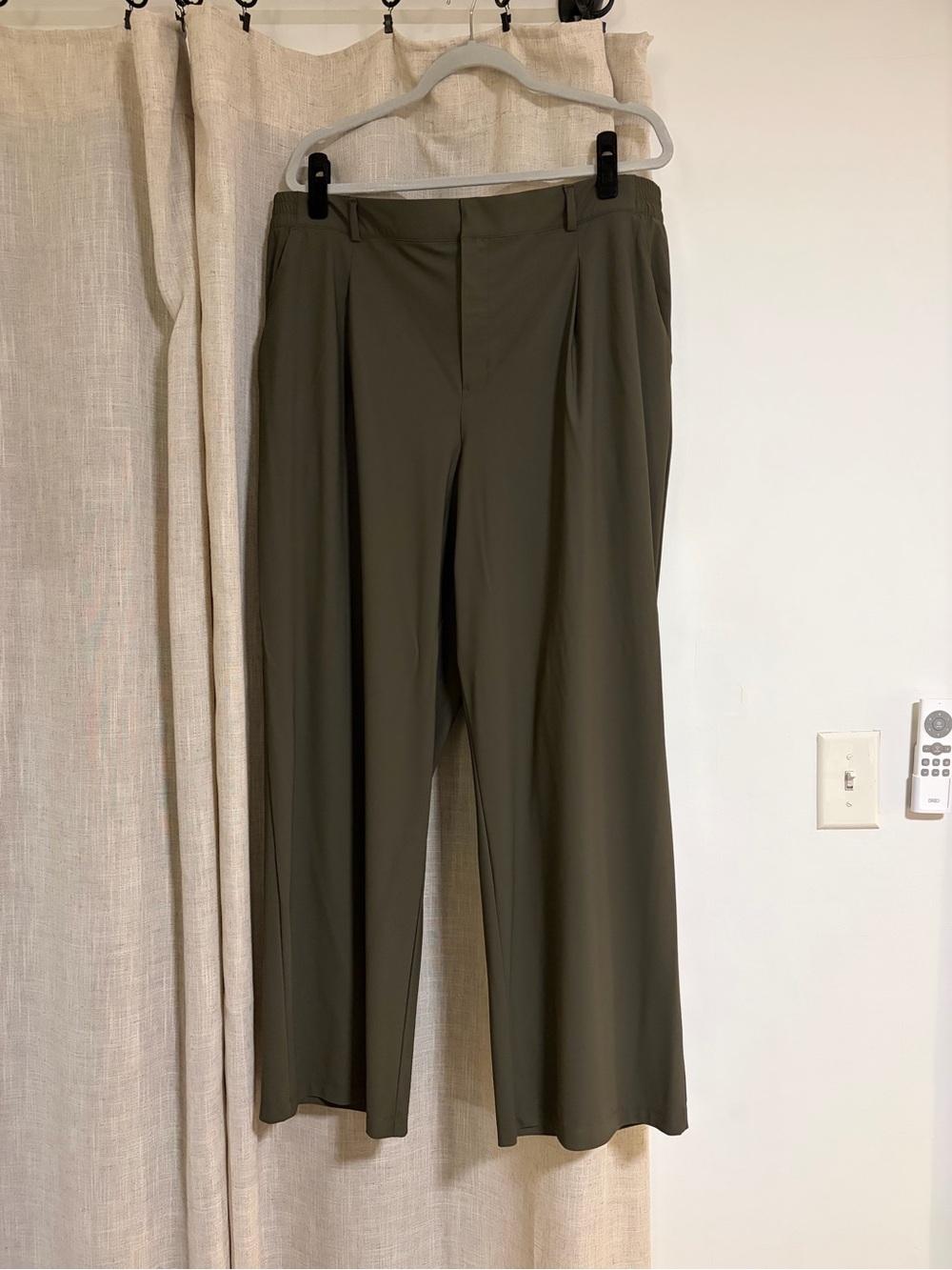Old Navy Olive Green Wide-Leg Pants